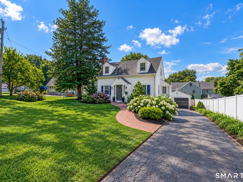 23 Benedict Avenue, Fairfield CT 06825
