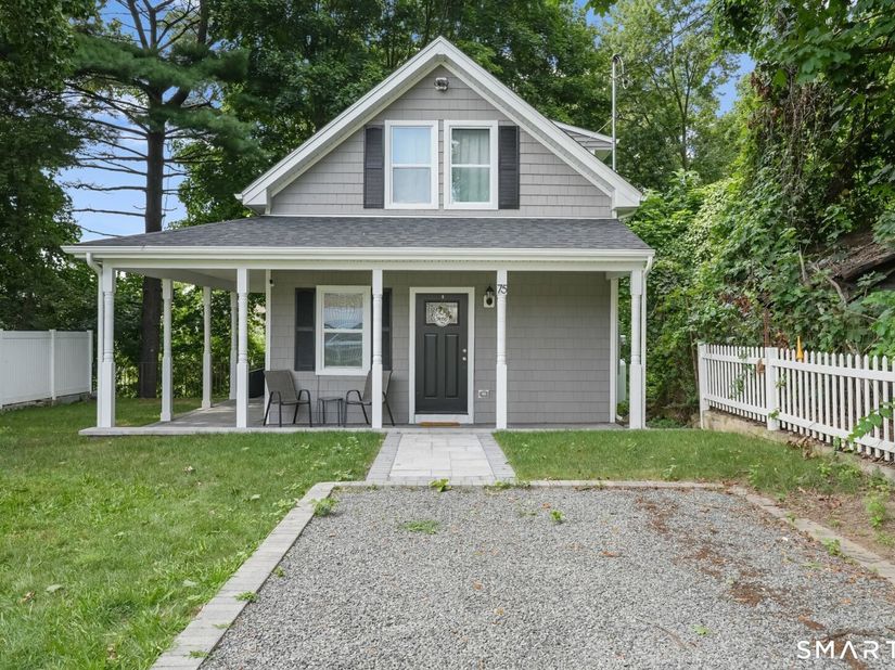 75 Hemlock Street, Bridgeport CT 06605