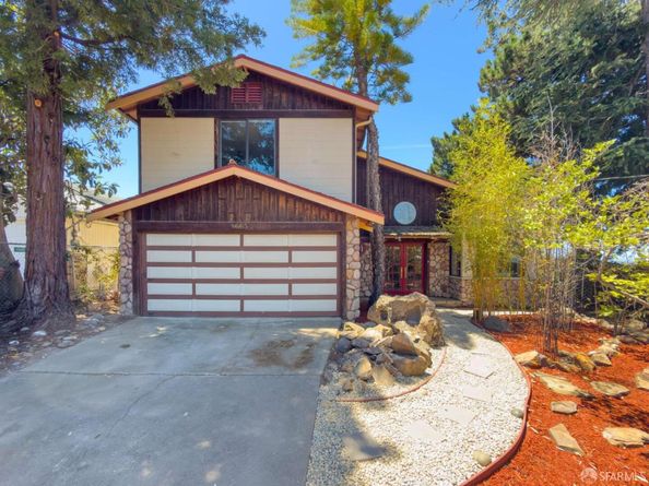 8665 Seneca Street, Oakland CA 94605