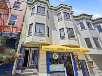 2737 Hyde Street