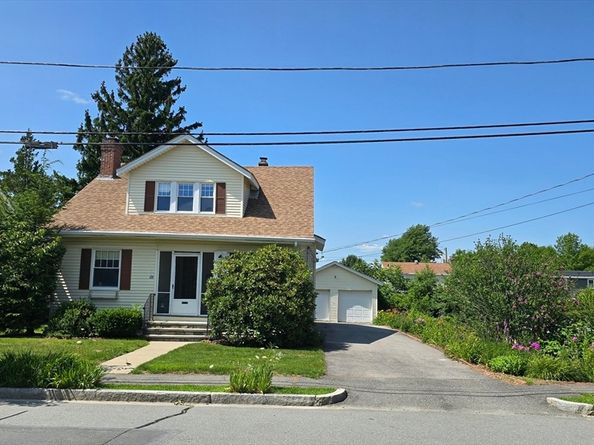 21 Arbutus Road, Worcester MA 01606