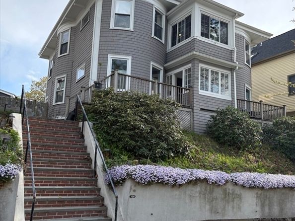 100 Belgrade Ave 2, Boston MA 02131
