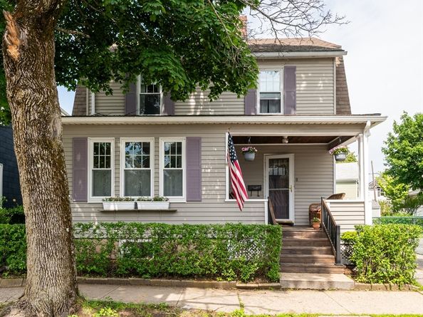 8 Highland Street, Peabody MA 01960