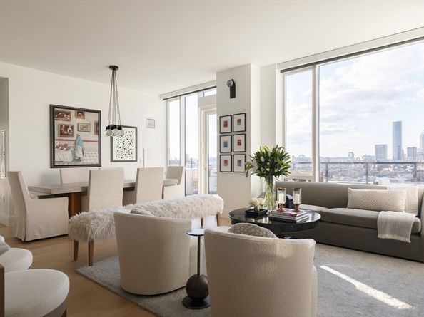 380 Harrison Ave 12F, Boston MA 02118