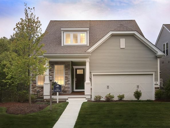 10 Weathervane Drive 20, Walpole MA 02081