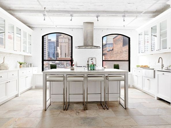 121-123 Beach St 803, Boston MA 02111