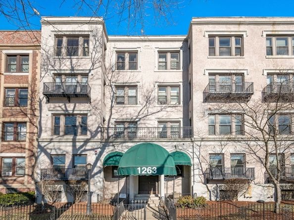 1263 Commonwealth Ave 4, Boston MA 02134