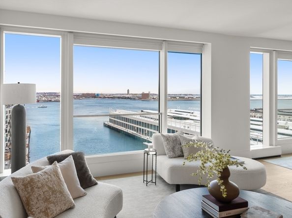 150 Seaport Boulevard 15CD, Boston MA 02210