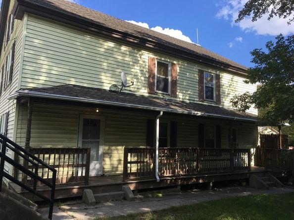 225-227 Main St, Blackstone MA 01504