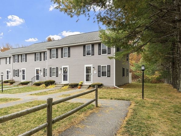 68 Olde Colonial Dr 6, Gardner MA 01440