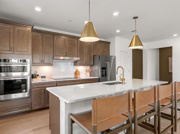 7 Green Street 206, Shrewsbury MA 01545