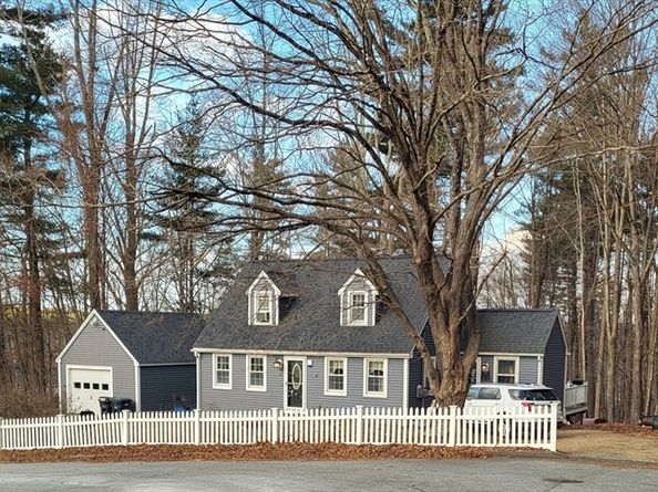 13 Ridge Rd, Southbridge MA 01550