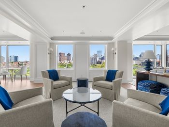 2 Commonwealth Avenue