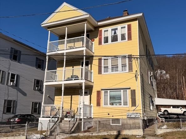 1 Verdi Rd, Worcester MA 01604