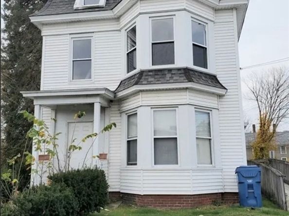 31 Freedom St, Athol MA 01331