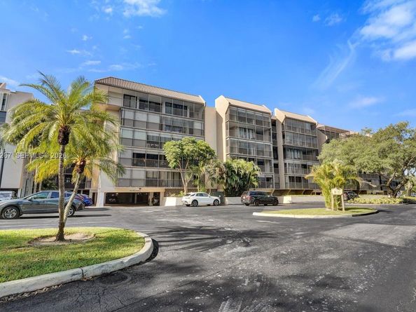 2806 N 46th Ave D637, Hollywood FL 33021
