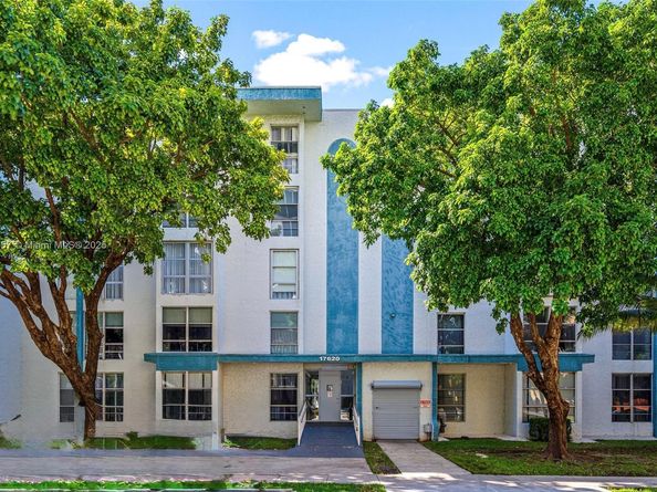 17620 Atlantic Blvd 316, Sunny Isles Beach FL 33160