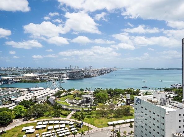 253 NE 2nd St 2503, Miami FL 33132