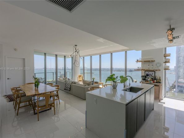 2900 NE 7th Ave 2407, Miami FL 33137