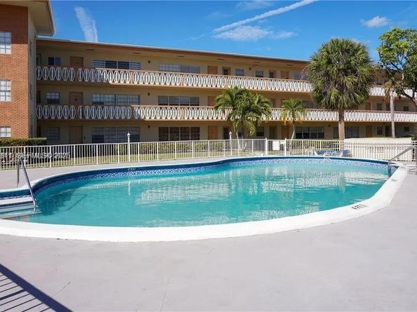 1855 NE 121st St 31, North Miami FL 33181