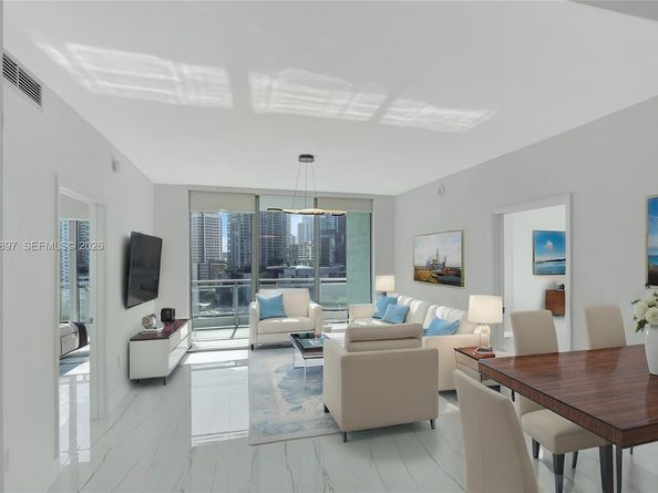 90 SW 3rd St 1602, Miami FL 33130