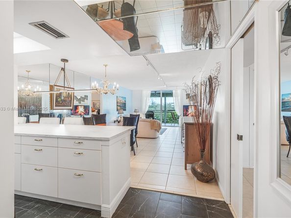 6100 NW 2nd Ave 423, Boca Raton FL 33487