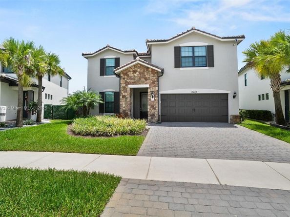 8036 NW 78th St, Tamarac FL 33321