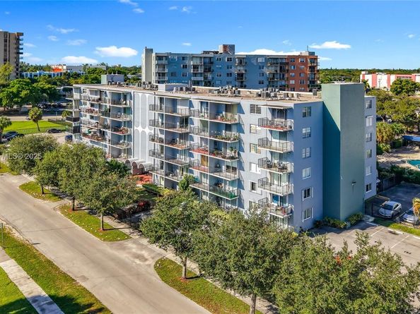 12500 NE 15th Ave 105, North Miami FL 33161