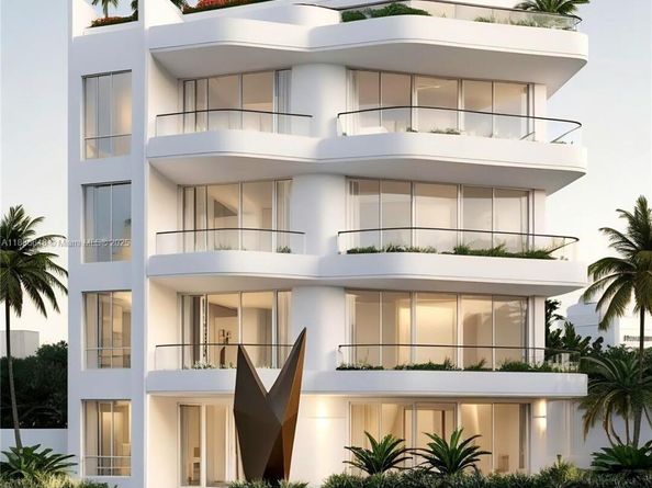 369 NW 33rd St, Miami FL 33127