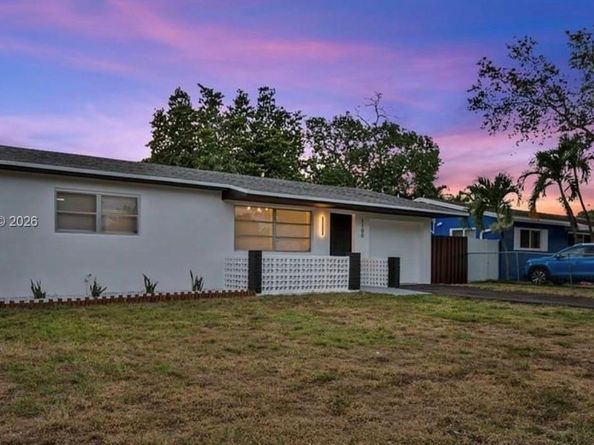 Undisclosed Address #A11949690, Hollywood FL 33021