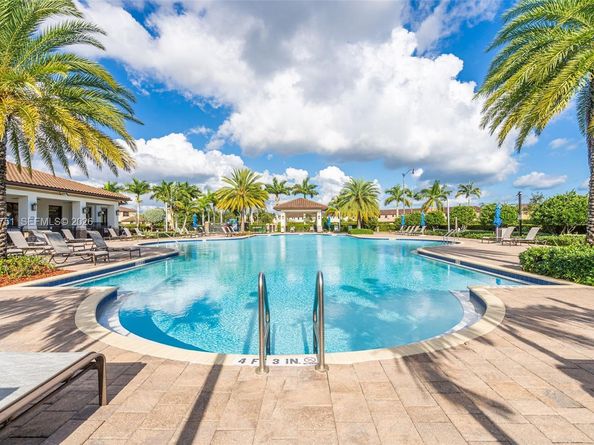 3763 SE 2nd St, Homestead FL 33033