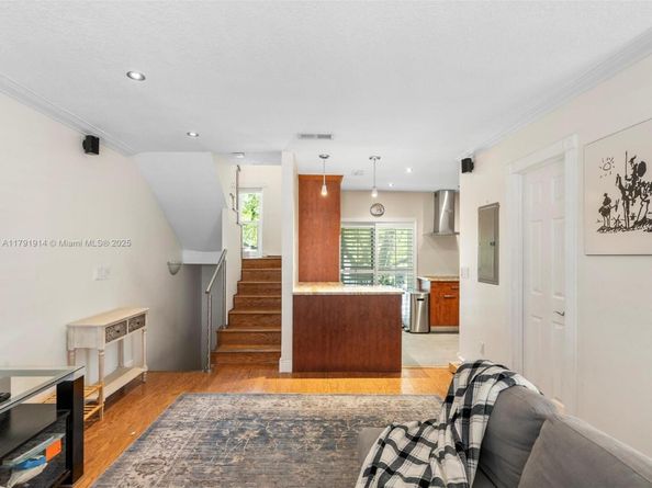 3097 Bird Ave 3097, Miami FL 33133