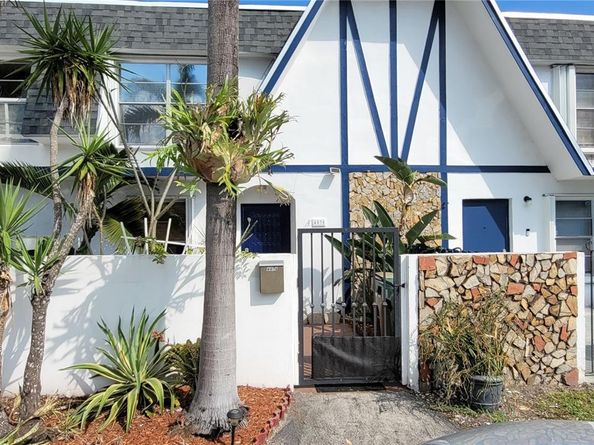 Undisclosed Address #A11971419, Davie FL 33314