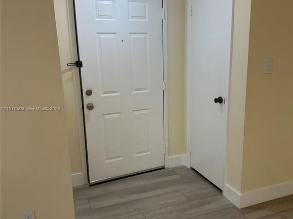 560 S Park Rd 367, Hollywood FL 33021