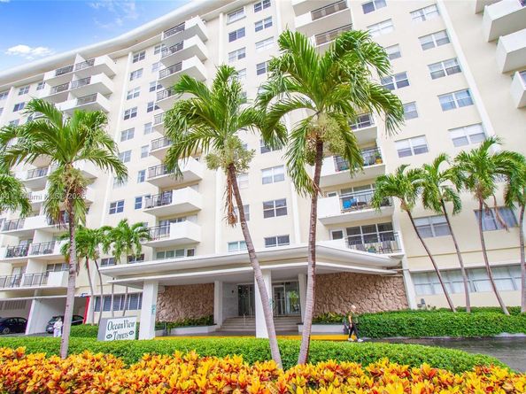 401 Golden Isles Dr 702, Hallandale Beach FL 33009