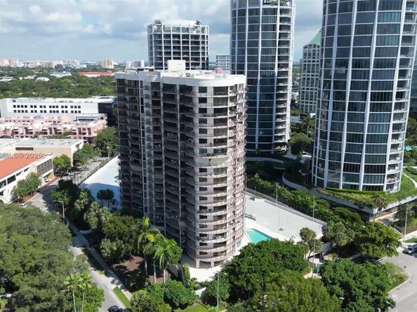 2843 S Bayshore Dr VILLA1 VILLA2, Miami FL 33133