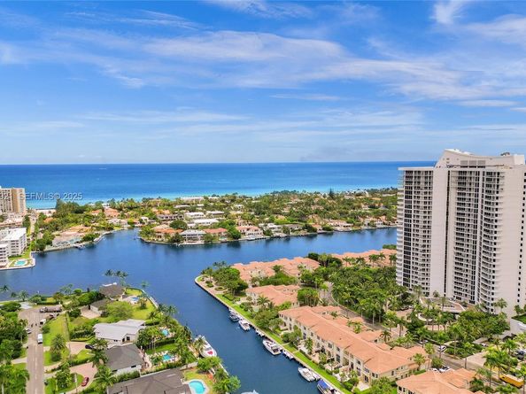 21200 The Point 403, Aventura FL 33180