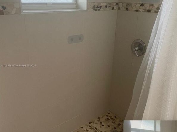 9422 SW 127th Ave, Miami FL 33186