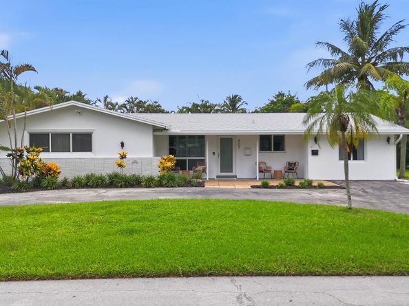 807 SE 9 Terrace FL 33441