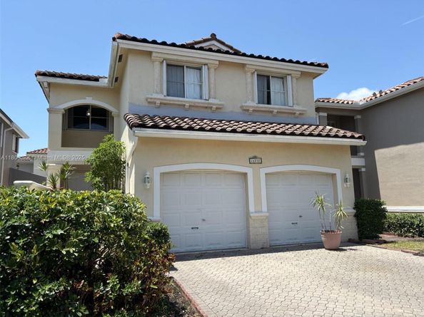 14737 SW 132nd Ct, Miami FL 33186