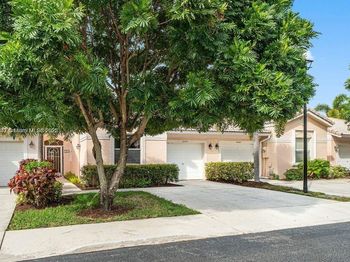 2437 S Coral Trace Cir