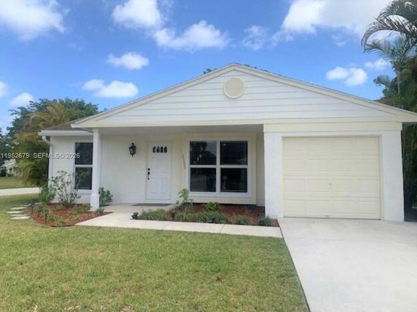 23260 New Coach Way, Boca Raton FL 33433