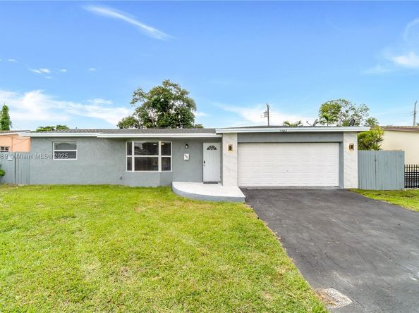 3961 NW 34th Ave, Lauderdale Lakes FL 33309