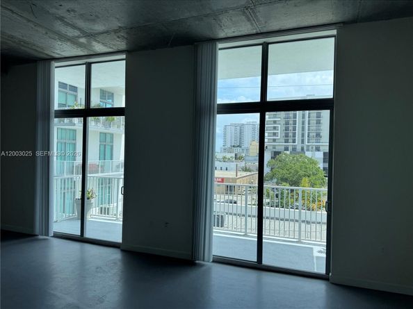 2100 Van Buren St 412, Hollywood FL 33020