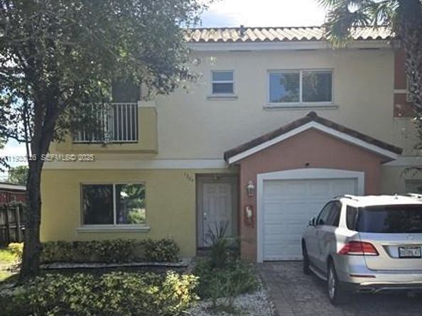 1304 NW 3rd St, Fort Lauderdale FL 33311