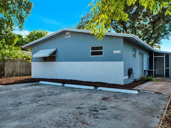 1515 NW 2nd Ave, Fort Lauderdale FL 33311