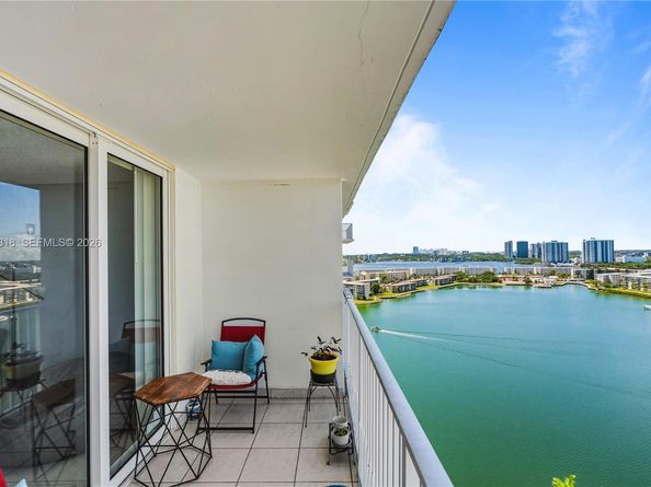 2851 NE 183rd St 2012E, Aventura FL 33160