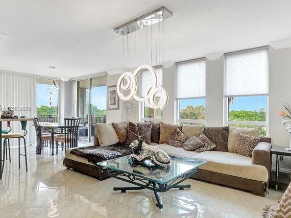 610 W Las Olas Blvd 313N, Fort Lauderdale FL 33312