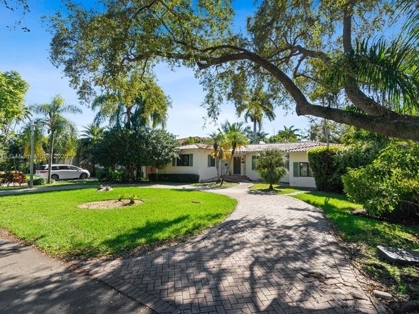 1020 NE 98th St, Miami Shores FL 33138