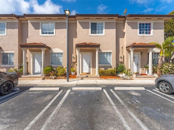 17040 SW 137th Pl, Miami FL 33177